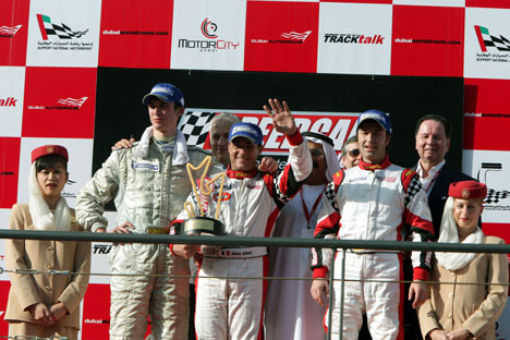 På podiet efter Race 1, fra ventre Christopher Zoechling, Jean Alesi og Heinz-Harald Frentzen.